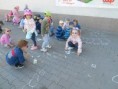 /album/kreslenie-na-asfalt-pred-coop-jednota-z-prilezitosti-mdd-aszfaltrajzolas-a-coop-jednota-elott-gyermeknap-alkalmabol/dscn1903-jpg/